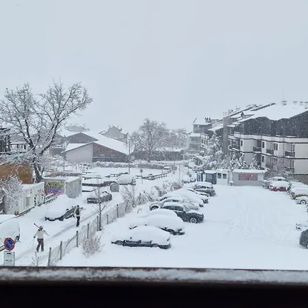 Διαμέρισμα Lucy's Emerald *