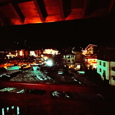 דירה Lucy's Emerald