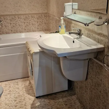 Lucy's Emerald 아파트 반스코