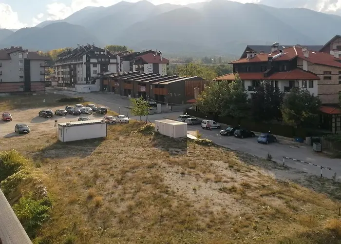 Lucy's Emerald Apartment