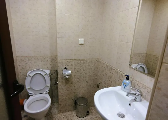 Lucy's Emerald * Bansko