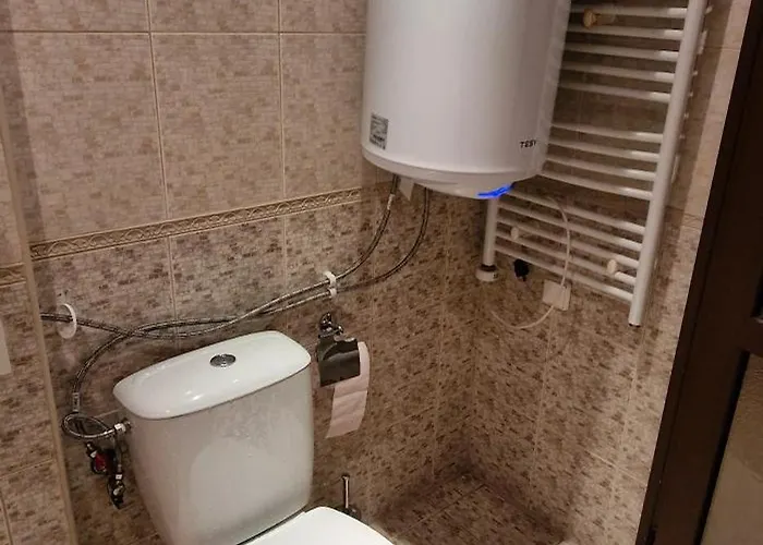 Lucy's Emerald Bansko