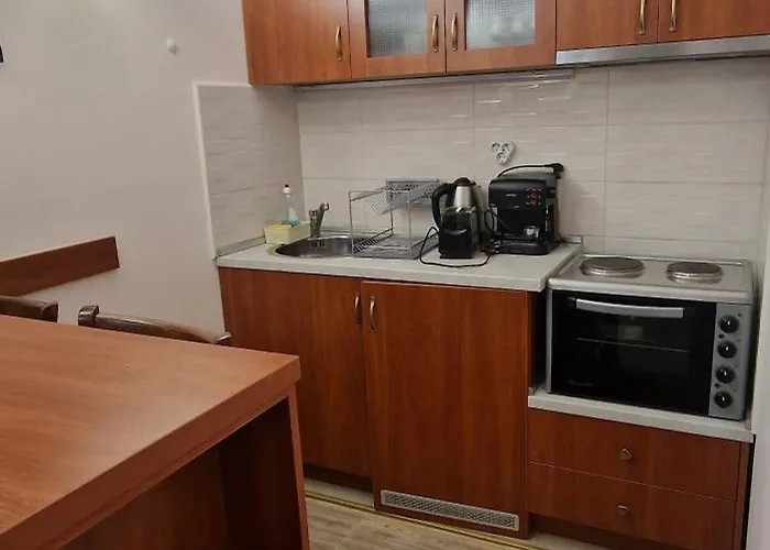 Lucy's Emerald Apartment