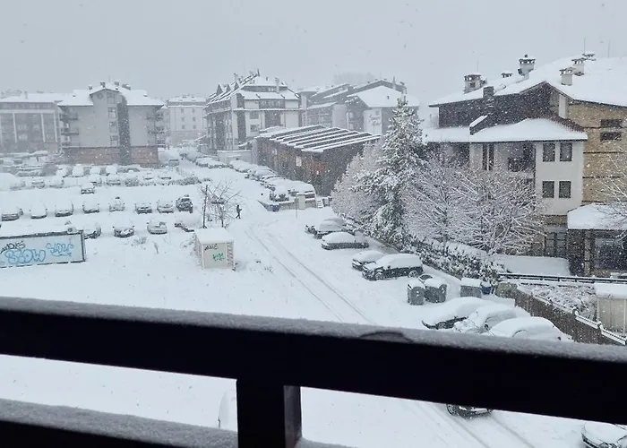 Lucy's Emerald * Bansko